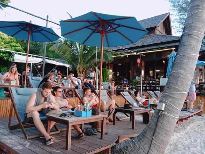 Seashell Resort Hostel Koh Tao Exterior photo