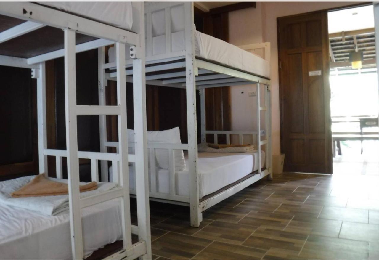 Seashell Resort Hostel Koh Tao Exterior photo