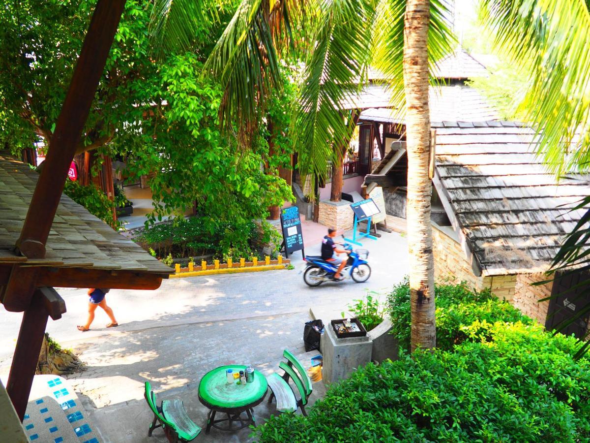 Seashell Resort Hostel Koh Tao Exterior photo