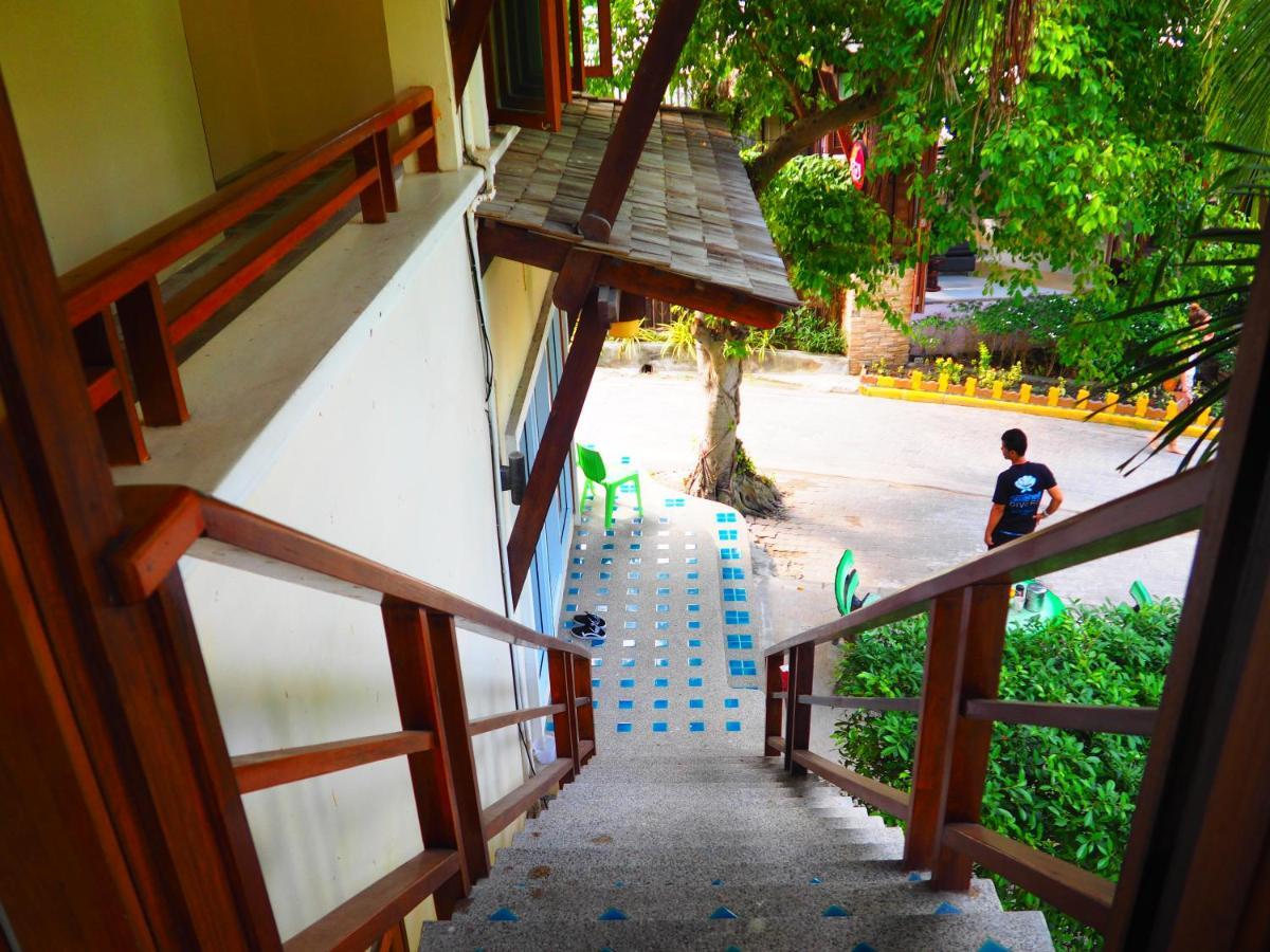 Seashell Resort Hostel Koh Tao Exterior photo
